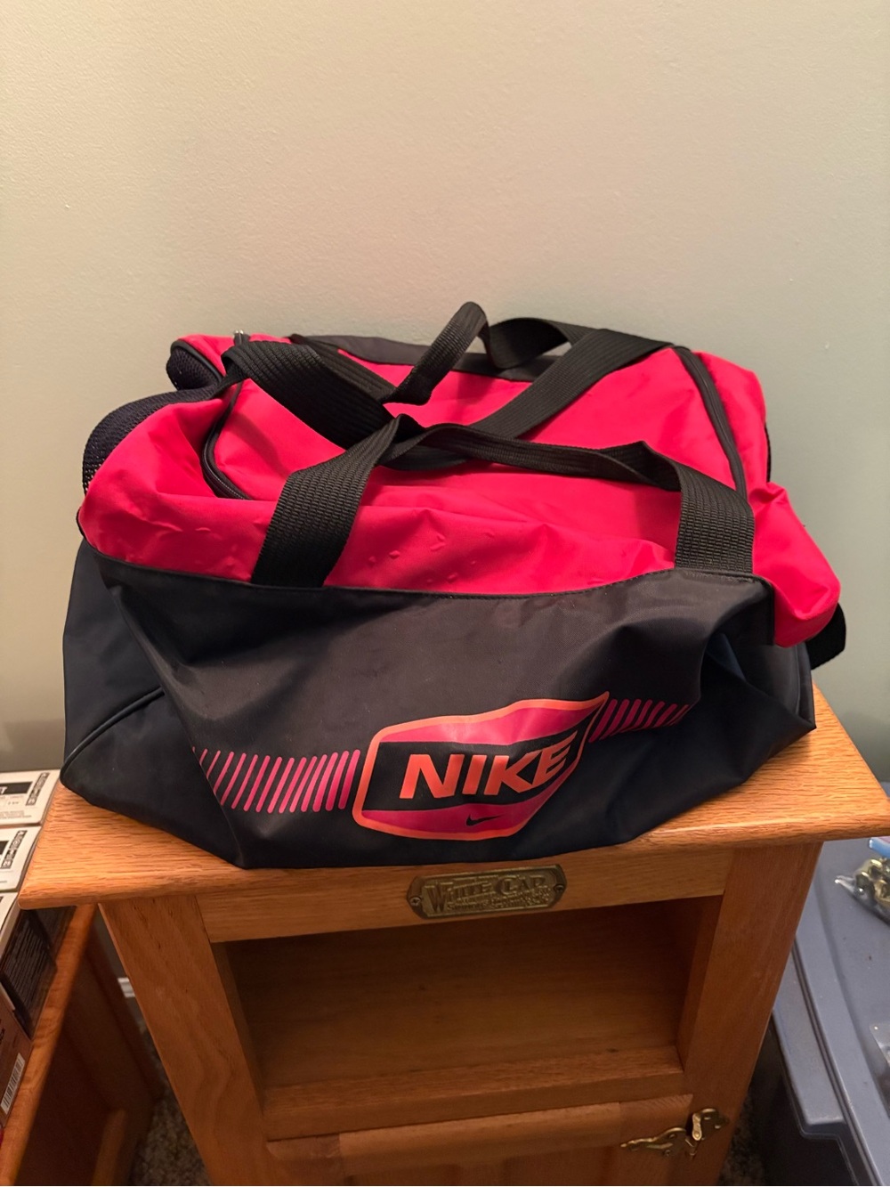 VINTAGE NIKE Duffel Bag 17”